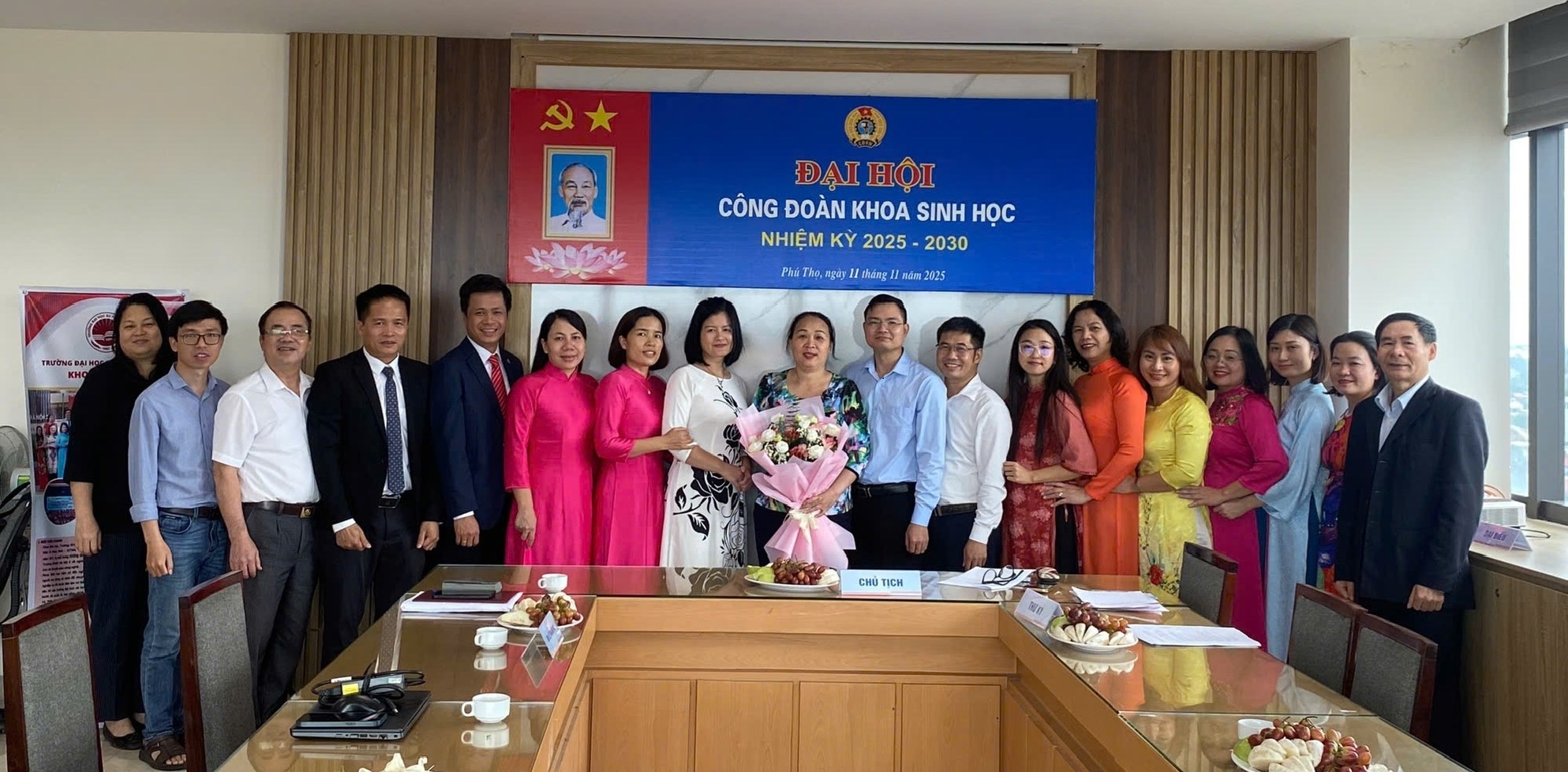 Đại hội Công đoàn khoa Sinh học nhiệm kỳ 2025-2030: Xây dựng tổ chức công đoàn vững mạnh, đoàn kết, đổi mới, sáng tạo vì sự phát triển của khoa Sinh học