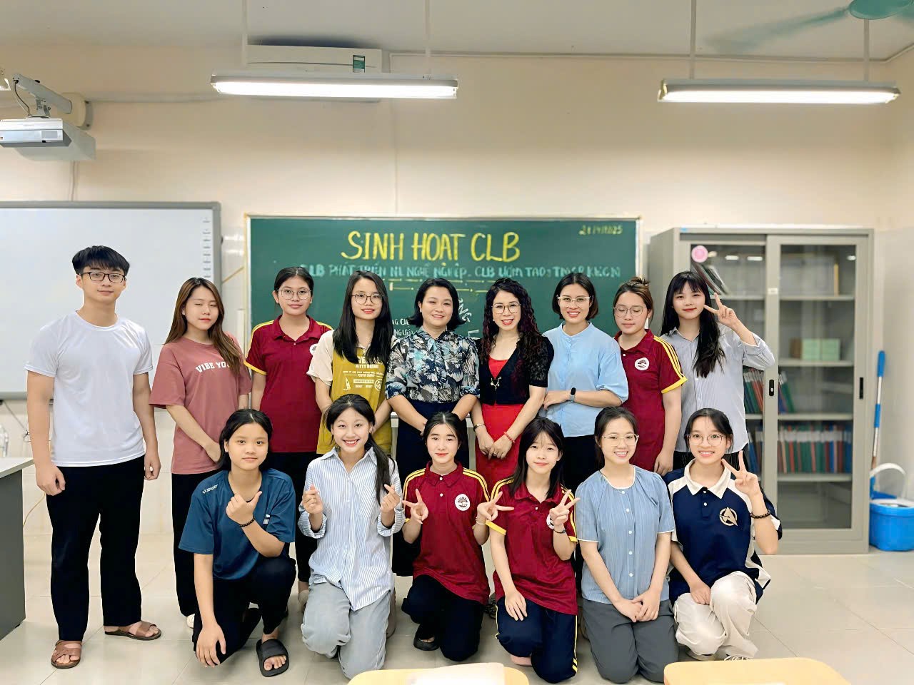 Tổng kết hoạt động của Câu lạc bộ Phát triển năng lực nghề nghiệp – Khoa Sinh học (năm học 2024–2025)