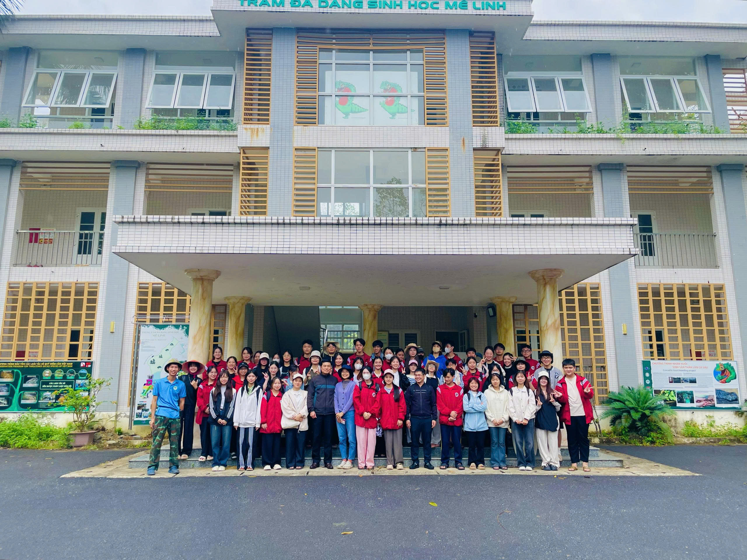 Sinh viên khóa 50 khoa Sinh học học tập trải nghiệm hiệu quả tại Trạm Đa dạng Sinh học Mê Linh